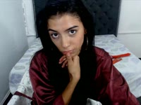 Mi nombre es Daniela, tengo 19 años, soy colombiana, soy una colombiana muy traviesa y con muchas ganas de conocer gente, de hacer y aprender de todo quiero ser tu chica complaciente, no tengo limites porque soy muy curiosa.