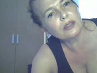 I am a Milf/Mature woman who likes eroticism and sensuality.Join me for a journey full of fantasies and pleasure.I speak English and Portuguese