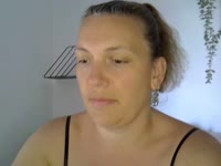 Hallo ik ben Maud een Nederlandse dame. Ik ben gek op alles wat met sex te maken heeft en wil dit graag met je delen.Er zijn maar weinig dingen waar ik niet voor open sta en ben erg benieuwd naar je wensen.Ik hoop je snel te zien en geile dingen met je te beleven.XX Maud