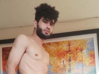 Aaron_haren1