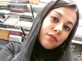 masturbating cam girl ChloeSolivan