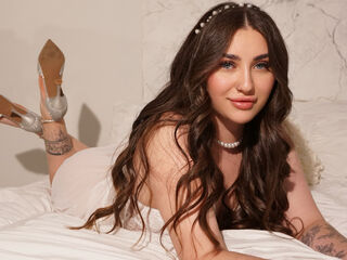 fingering camgirl KeiraHarts