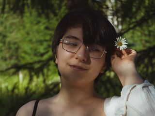 live webcam girl LilyMarlin