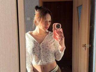 free video chat AliceCahly