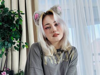 nude webcamgirl IleneDrones