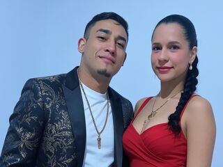 live couple web cam ARIELandLEONEL