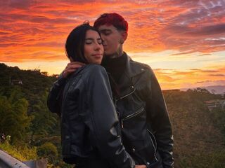 naughty cam couple masturbating with dildo ChloeAndAres