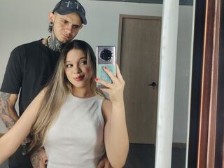couple bedroom web cam ConorAndMeli