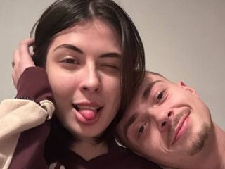 adult couple-web cam sex GlennisAndReanne