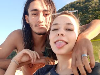 naked webcam couple masturbating KurtAndLia