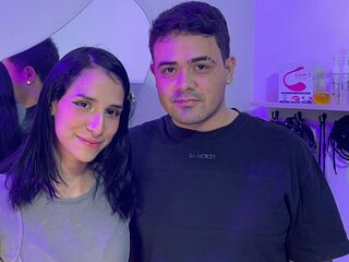 kinky live sex show NicoleAndCamilo