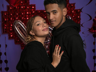 live cam couple sex show SaraLuigui