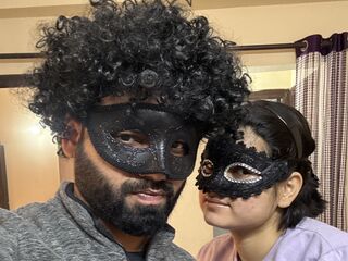 hot videochat webcam couple YashiYashilu