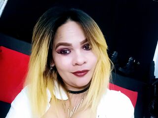 kinky fetish web cam BellucciSarah