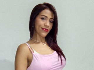 golden shower live cam GeorginaEvanz