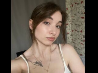 girl sex chat room AdelinaBlis