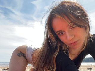 free nude live show AgataMilk
