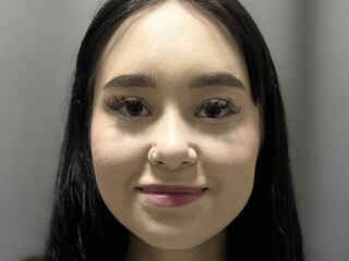 naughty cam girl masturbating with dildo AlicaSwith