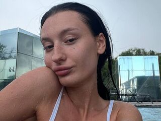 cam slut AliceLewandovski