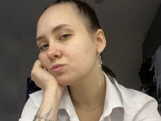 naughty camgirl fingering shaved pussy AlinaBrowni