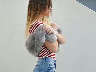 cam girl masturbating with dildo AlinaSmeraldi