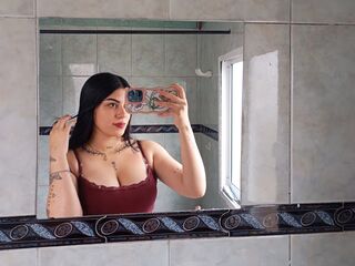 naked webcam girl picture AlisonAby