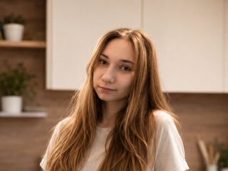 adult chat room AllieShewmaker