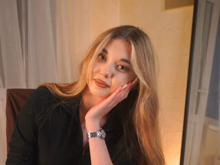 naughty chat AlonaYouell