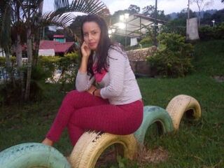 bedroom webcam AmandaRuiz