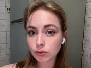girl webcam sex AmiNahha