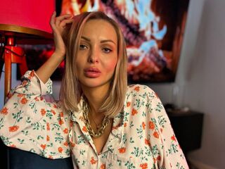 camwhore masturbating AmityHarwick
