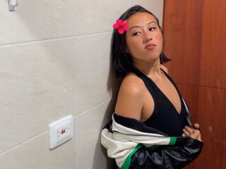 bedroom cam AndreaTapiero