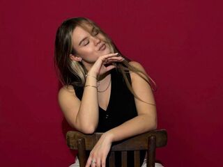 hot naked cam girl AureliaChirico