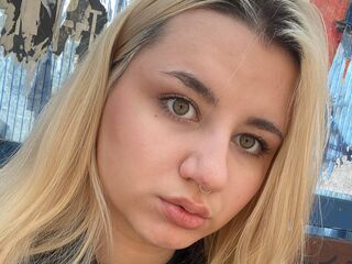 closeup web cam BarbaraWellsmith