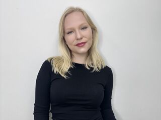 chat room live cam BeatrixBrowning