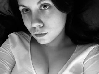girl cam naked BelaWink