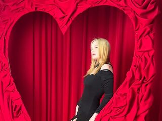 cam whore livesex BellaButler