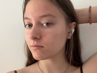 girl cam live BerthaPinkos