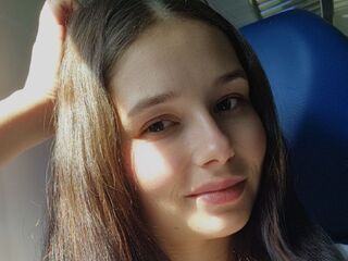 free nude cam BettyCook