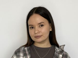 cam babe BettyKalson