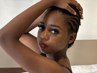 bedroom webcam BrianaHadid