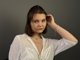 nude camgirl photo CaritaMattox