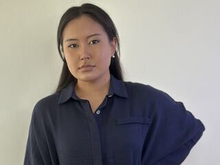 shaved pussy cam CarolannOrmisto
