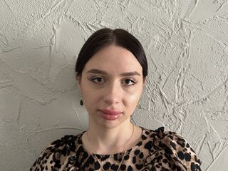 shaved pussy web cam CarolinaGone