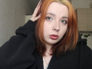 camgirl masturbating with dildo CassiStone