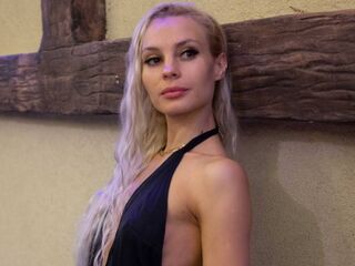 hot cam show CathiGetsinger