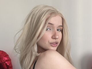 free live cam chat ChunBirdwell