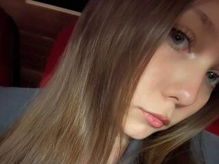 shaved pussy web cam CleliaGuynup