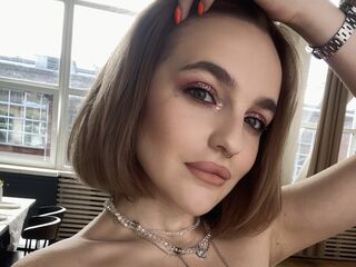 free nude live show CloeTwilight