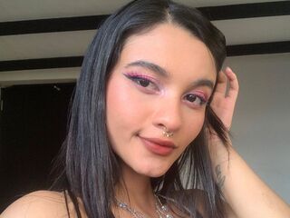 hot cam girl fingering shaved pussy DakotaRoux